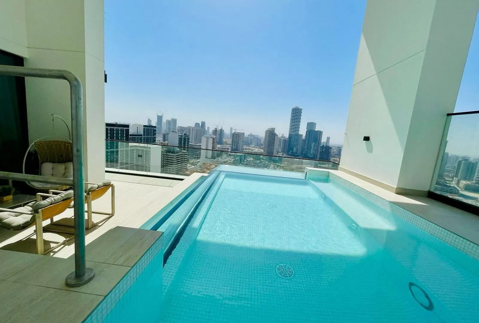 Modish 2Br High-Rise Haven W Private Pool! Apartment Dubai United Arab Emirates